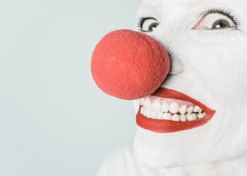 नवं युग आलं