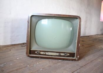 दूरदर्शनने ओलांडली साठी