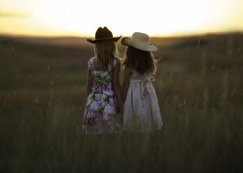 बहिणी ह्या अशाच असतात…..!!!!